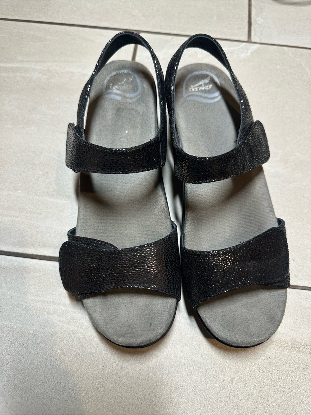 Dansko Sonnet Black shimmer Slingback Sandals size 41. 10 1/2-11